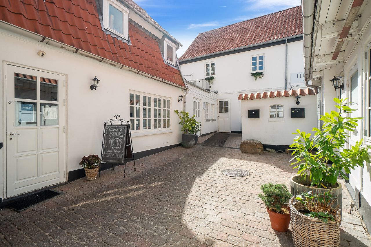 Algade 6, Baghuset 1. sal